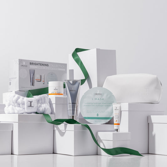 BRIGHTENING COLLECTION HOLIDAY GIFT SET